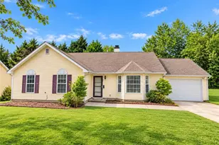 1704 Bellwick Dr, Greensboro, NC 27406 - Photo 1