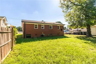 1998 Freeman Mill Rd, Greensboro, NC 27406 - Photo 35