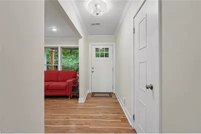 5107 Grandover Parkway, Greensboro, NC 27407 - Photo 5