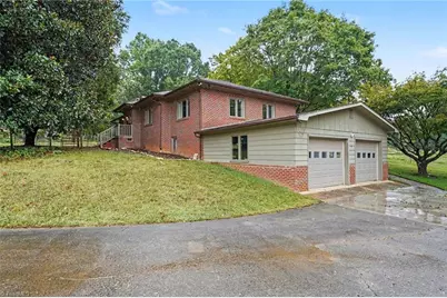 226 Pleasant Hill Drive, Elkin, NC 28621 - Photo 3