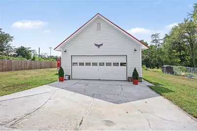 5883 Mendenhall Road, Archdale, NC 27263 - Photo 3