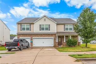 3275 Grandview Club Rd, Pfafftown, NC 27040 - Photo 1