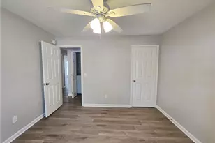 6509 River Hills Dr, Greensboro, NC 27410 - Photo 15