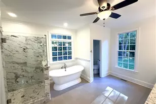 1242 Blackberry Ridge Rd, High Point, NC 27265 - Photo 19