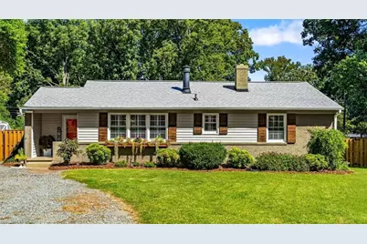 2004 Queens Court, Greensboro, NC 27408 - Photo 1