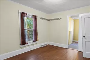 521 Bridges Dr, High Point, NC 27262 - Photo 9