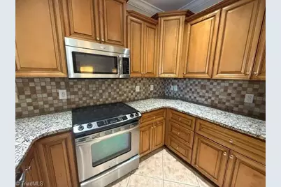 238 Lewis Street #102, Greensboro, NC 27406 - Photo 9