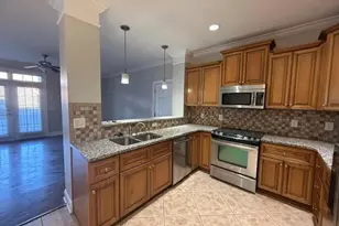 238 Lewis St, Greensboro, NC 27406 - Photo 5