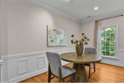 400 Fisher Park Circle #E, Greensboro, NC 27401 - Photo 7