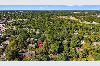 400 Fisher Park Circle #E, Greensboro, NC 27401 - Photo 35