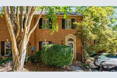 400 Fisher Park Circle #E, Greensboro, NC 27401 - Photo 1