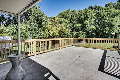 200 W Balfour Avenue, Asheboro, NC 27203 - Photo 15