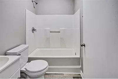 200 W Balfour Avenue, Asheboro, NC 27203 - Photo 13