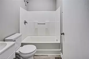 200 W Balfour Ave, Asheboro, NC 27203 - Photo 13