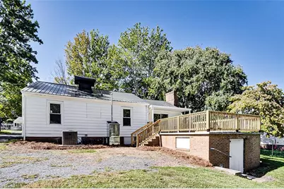 200 W Balfour Avenue, Asheboro, NC 27203 - Photo 17
