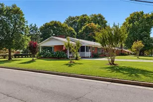 1401 Eldorada Rd, Winston-Salem, NC 27103 - Photo 5
