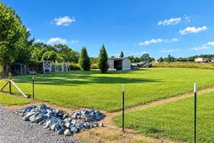 215 Harmony Pl, Lexington, NC 27295 - Photo 3
