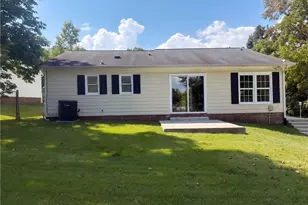 3903 Bears Creek Rd, Greensboro, NC 27406 - Photo 5
