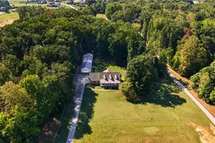 1512 Oak Ridge Rd, Kernersville, NC 27284 - Photo 5