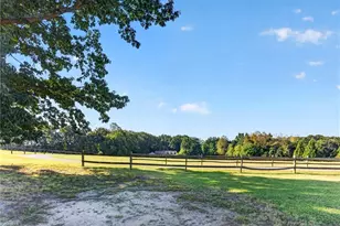 1512 Oak Ridge Rd, Kernersville, NC 27284 - Photo 13