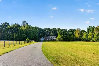 1512 Oak Ridge Road, Kernersville, NC 27284 - Photo 11