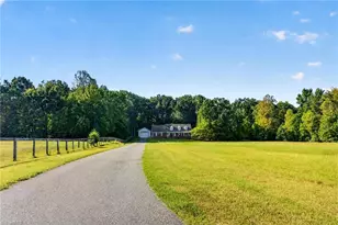 1512 Oak Ridge Rd, Kernersville, NC 27284 - Photo 11