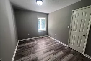 5060 Cherrywood Rd, Randleman, NC 27317 - Photo 9