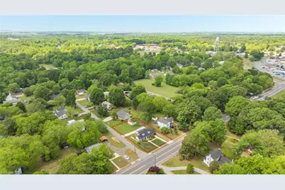 318 S Fayetteville Street, Liberty, NC 27298 - Photo 31