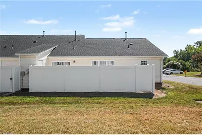 6001 Holland Park Lane, High Point, NC 27265 - Photo 29