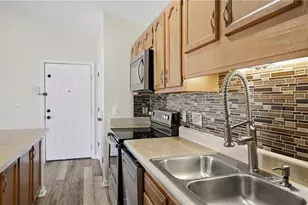 3701 Cotswold Terrace, Greensboro, NC 27410 - Photo 9