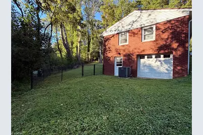 326 Prospect Drive, North Wilkesboro, NC 28659 - Photo 19