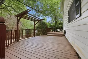 5404 N Oaks Dr, Greensboro, NC 27455 - Photo 25