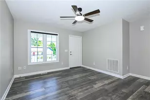 113 Justin Ct, Burlington, NC 27217 - Photo 9