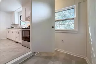 3805 Nash St, Greensboro, NC 27401 - Photo 17