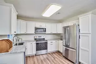 2131 Dave St, Winston-Salem, NC 27127 - Photo 15