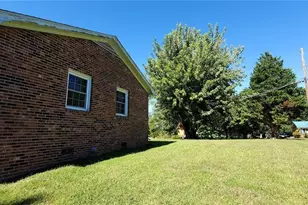 141 Eleanor Ave, Mount Airy, NC 27030 - Photo 17
