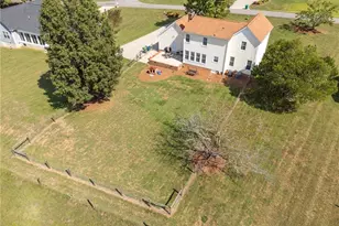 190 Plantation Circle, Reidsville, NC 27320 - Photo 37