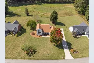 190 Plantation Circle, Reidsville, NC 27320 - Photo 35
