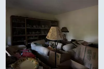 401 Dogwood Circle, High Point, NC 27260 - Photo 19