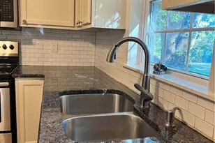 924 Dillard St, Greensboro, NC 27403 - Photo 9
