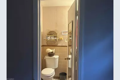 1127 Biltmore Avenue, High Point, NC 27260 - Photo 11