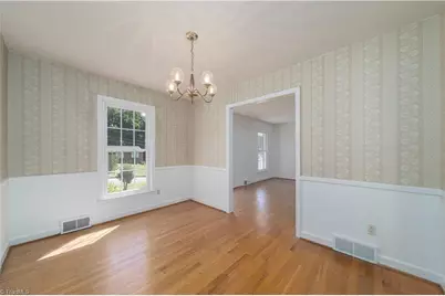 2634 Weymoth Road, Winston-Salem, NC 27103 - Photo 9