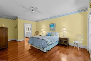 12 Barrington Dr, Greensboro, NC 27408 - Photo 23