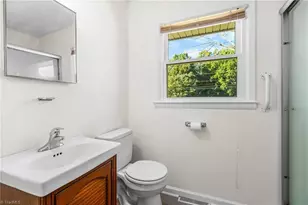 105 Cassell St, Winston-Salem, NC 27127 - Photo 15