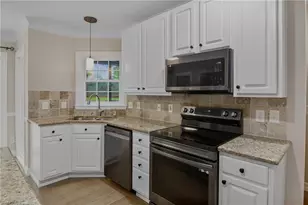 1519 Worthington Pl, Greensboro, NC 27410 - Photo 11