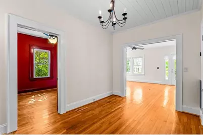410 Crestland Avenue, Greensboro, NC 27401 - Photo 15