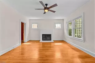 410 Crestland Ave, Greensboro, NC 27401 - Photo 7