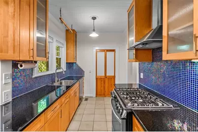410 Crestland Avenue, Greensboro, NC 27401 - Photo 13