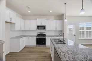 3727 Feltham Ln, Greensboro, NC 27282 - Photo 13