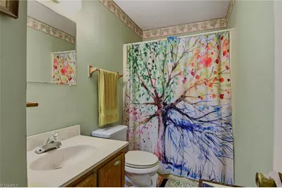 3808 Briarwood Avenue, High Point, NC 27265 - Photo 27